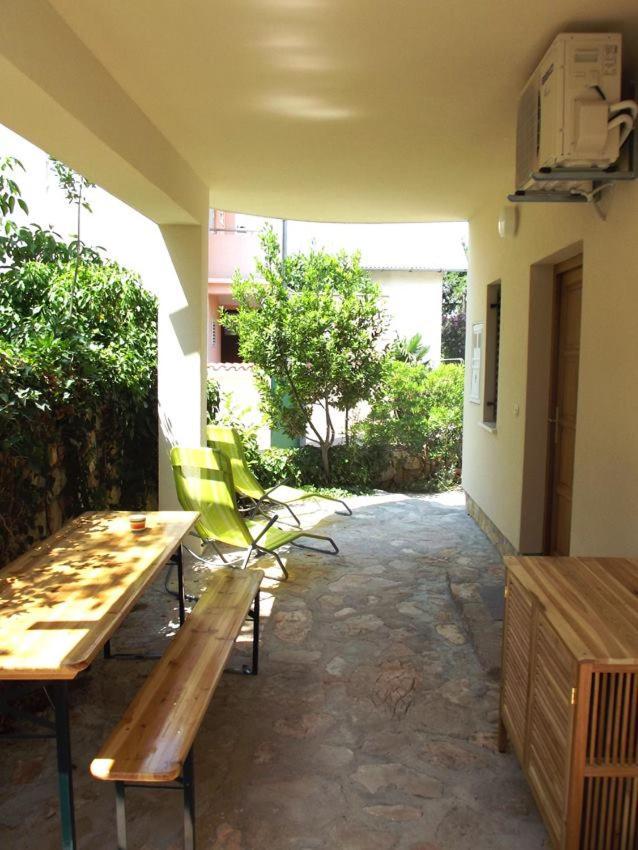 Apartmani Juliska Pirovac Dış mekan fotoğraf